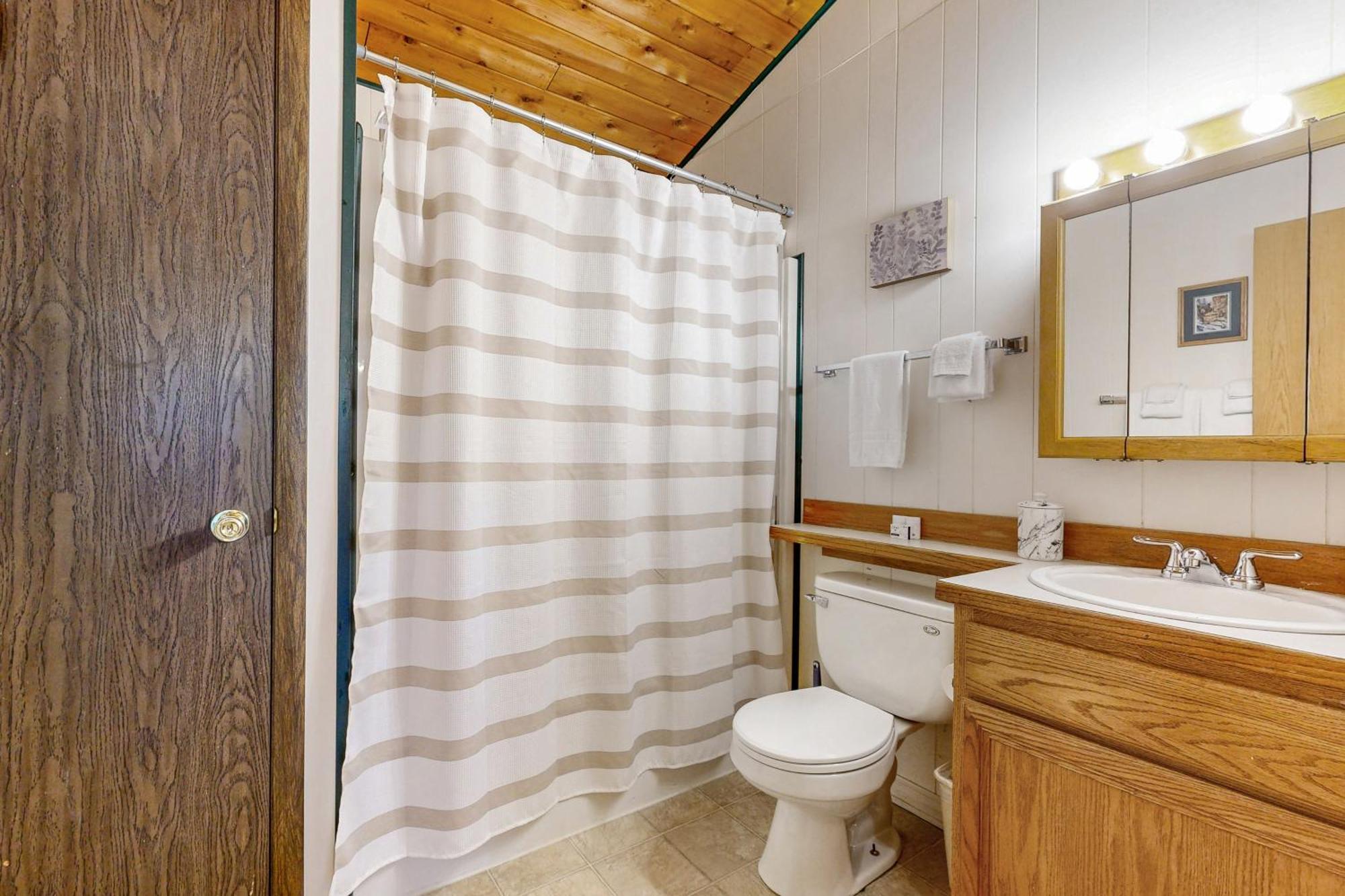 ホワイトフィッシュBay Point Hillside 17A Upアパートメント エクステリア 写真